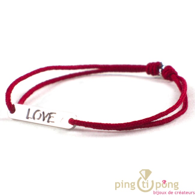 Bracelet LOVE minimaliste L'AVARE bijoux en argent et lacette de coton rouge