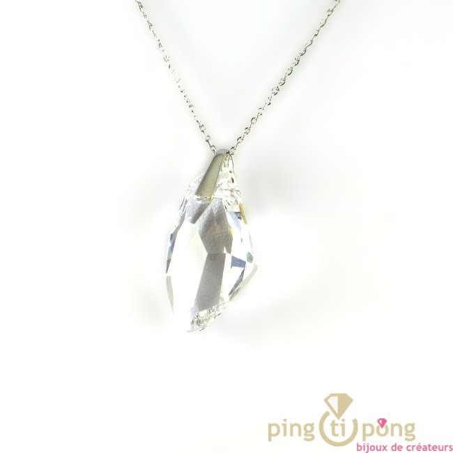 bijoux Swarovski Elements collier SPARK en argent et cristal de Swarovski blanc forme goutte brute