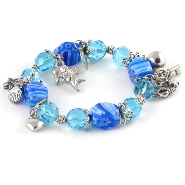 bracelet perles et breloques bleu et argent