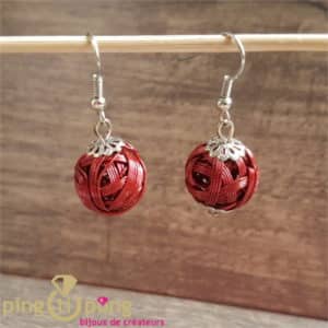 Bijoux fantaisie : Pelotes en métal vernis rouge Pingtipong