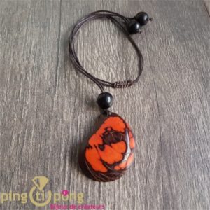 Collier écologique Green Age Zèbre en tagua orange et coton-0