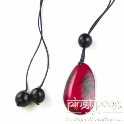 collier Green Age en tagua fushia