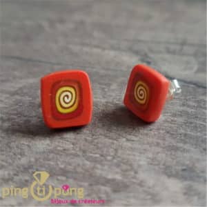 Bijoux artisanaux : Boucles carrées spirale orange de PASTACUITA