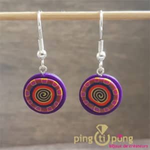 Bijoux originaux : Boucles longues spirale violet PASTACUITA