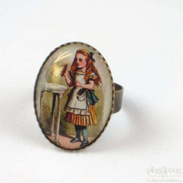 bague réglable Alice au pays des merveilles