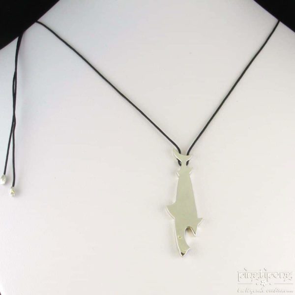 collier honor requin argent massif oeil diamant