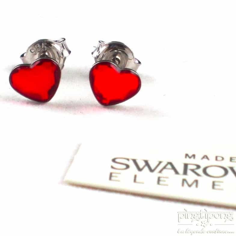 Boucles d'oreilles Spark puces coeur en argent et cristal de Swarovski®  rouge
