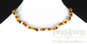 Collier pour bébé en ambre orange, jaune, blanche, noire