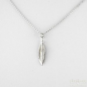 necklace feather XS silver from L'AVARe jewellery