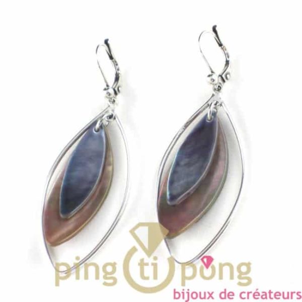 bijoux en nacre boucles d'oreilles écru et bleu ciel la petite sardine