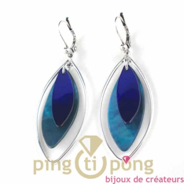 bijoux en nacre la petite sardine boucle d'oreille bleue