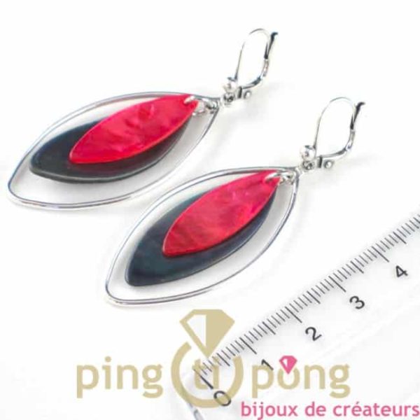 Boucles d'oreilles en nacre gris et rose la petite sardine