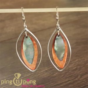 Boucles nacre grise et orange SARDINE