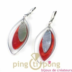 bijoux en nacre-boucles d'oreilles en nacre orange et grise de La petite Sardine forme pétale