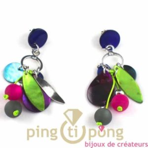 boucles d'oreilles en nacre multicolore de La petite Sardine forme corbeille de fruits