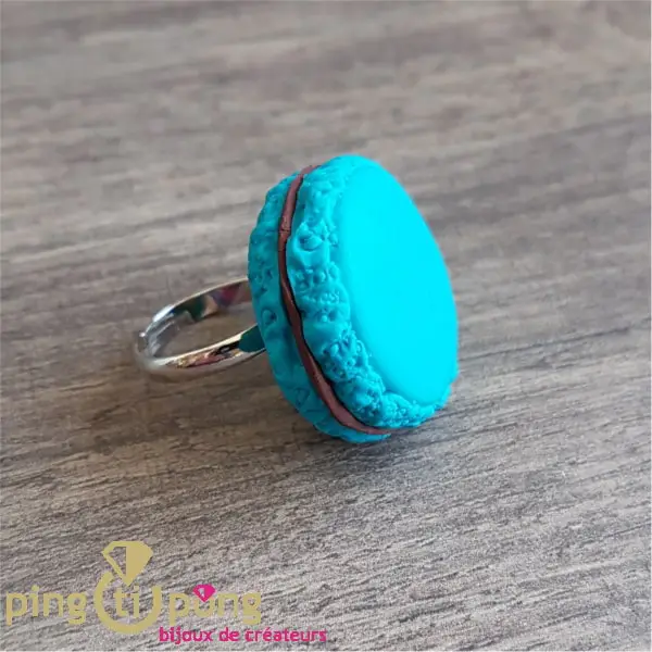 Bijou gourmand : Bague macaron bleu Pingtipong