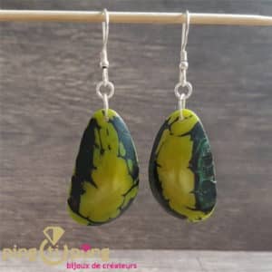 Bijoux nature : Boucles en noix de tagua brillante vert GREENAGE