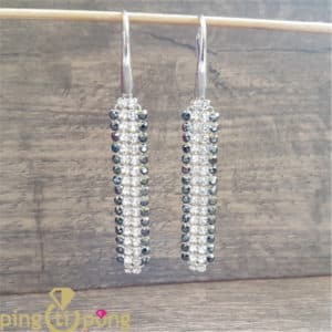 Bijoux originaux : Boucles strass de Swarovski noir et blanc de SPARK