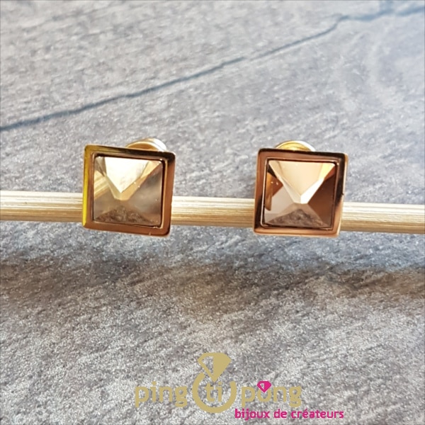 Swarovski jewellery: Gold and gold Swarovski crystals chip earrings by OSTROWSKI Design