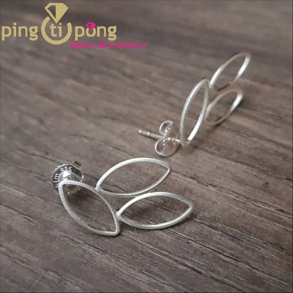 Original jewelry : Claustra earrings in brushed silver by KELIM Design