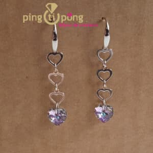 Bijoux originaux : Boucles 4 coeurs mauve SPARK