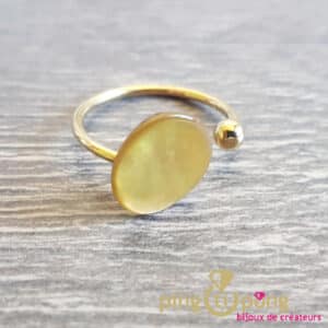 Bijou original : Bague or et nacre jaune La Petite Sardine