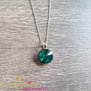 Bijou origianl : Collier chaînette et cristal émeraude SPARK