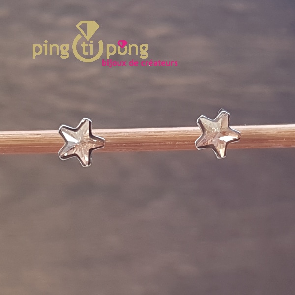Bijoux artisanaux : petites étoiles en cristal de SPARK