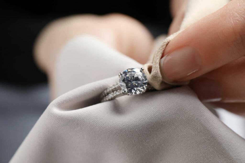 Bague sur mesure faites à Angers